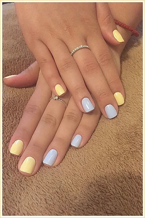 Shellac is effectively half-gel, half-nail polish. The product is applied on bare nails and cured with an led lamp. Nails Shape, Yellow Nail Art, Yellow Nails Design, Harry Styles Nails, Summer Acrylic, Purple Nail, Blue Nail, Polish Colors, Spring Nail Art