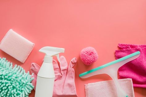 Top view cleaning supplies with copy spa... | Premium Photo #Freepik #photo #house #bottle #cleaning #clean Childrens Alphabet, Cleaning Crew, Cloth Menstrual Pad, Wooden Dishes, Pink Napkins, Cleaning Rags, Washing Powder, Cleaning Items, Window Handles