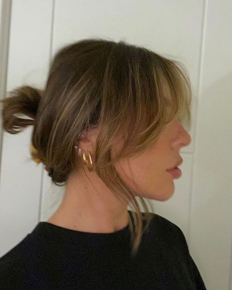 Gorgeous Haircuts, Ellie Beatrice Joslin, Bangs With Medium Hair, Hairstyles For Layered Hair, Hair Stylies, Haircuts Straight Hair, Long Hair With Bangs, Hair Inspo Color, Long Hair Cuts