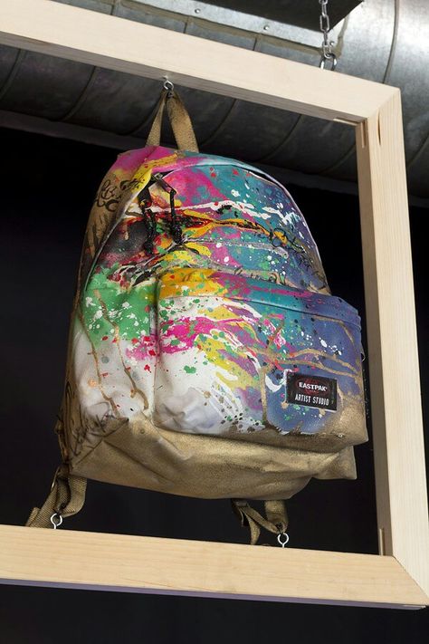 Customized Backpack, Painting Backpack, Backpack Art, Stylish Leather Bags, Painted Purse, Painting Birthday, Custom Handbags, Custom Backpack, Diy Backpack