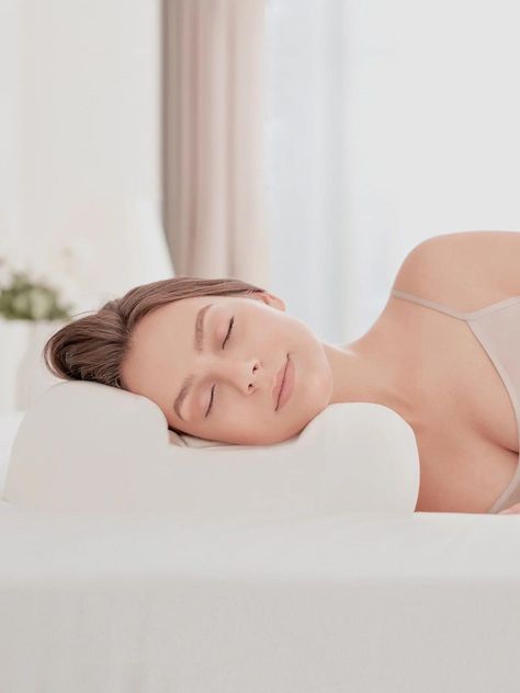 Whether a side sleeper or a back sleeper, you can get quality beauty sleep and prevent sleep wrinkles. Click to view how Beauty Pillow can help you to have better skin. Wrinkle Prevention, Sleeping Pillows, Night Beauty Routine, Beauty Pillow, Anti Aging Wrinkles, Side Sleeper, Beauty Sleep, Anti Aging Beauty, Fresh Skin