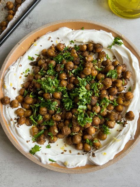 Za'atar Recipe, Zaatar Recipe, Labneh Recipe, Homemade Pita Chips, Spiced Chickpeas, Za Atar, Whipped Feta, Lentil Salad, Roasted Chickpeas