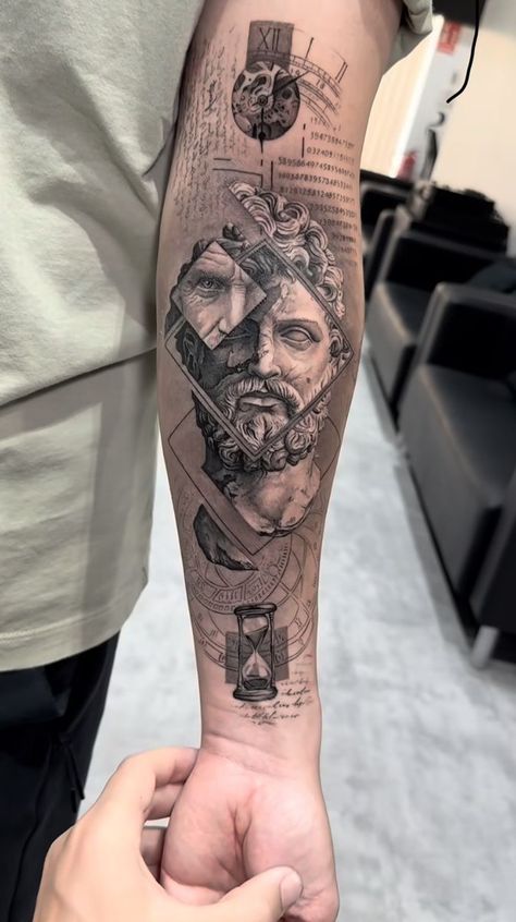 Men Fine Line Tattoo, Tattoo Ideas Realism, Socrates Tattoo, Stoicism Tattoo, Stoic Tattoo, Natur Tattoo Arm, Greek God Tattoo, Roman Tattoo, Realistic Tattoo Sleeve