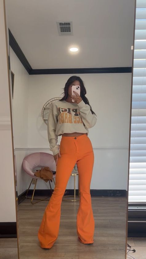 Yellow Bell Bottoms Outfit, Orange Bell Bottoms Outfit, Bell Bottom Outfit Ideas, Yellow Bell Bottoms, Bell Bottom Outfits, Bell Bottom Sleeves, Black Bell Bottom, Bell Bottoms Outfit, Bold Type