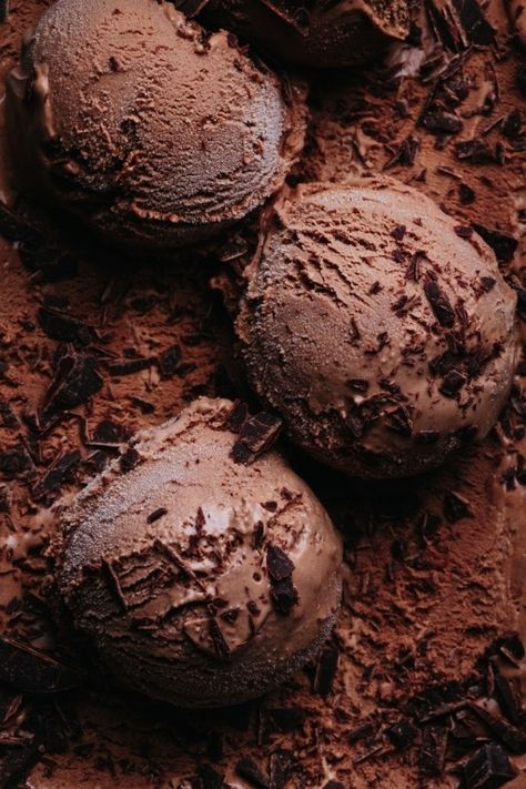 Earl Grey Chocolate, Rum Raisin Ice Cream, Ice Cream Photography, Dark Roast Coffee, Cream Aesthetic, Chocolate Ice, Ice Cream Machine, Strawberry Ice Cream, Ice Creams