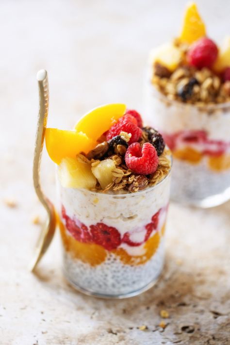 Fattributes Breakfast Parfait Recipes, Tropical Breakfast, Dole Recipes, Breakfast Parfait, Parfait Recipe, Foods For Healthy Skin, Parfait Breakfast, Clean Snacks, Parfait Recipes