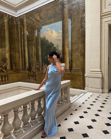 something blue �🩵 Blue Silk Dress Outfit, Dress Poses Instagram, Silk Dresses Outfit, Royal Blue Outfits, Dress Poses, Classic Dresses, 90s Runway, 90s Runway Fashion, Blue Silk Dress