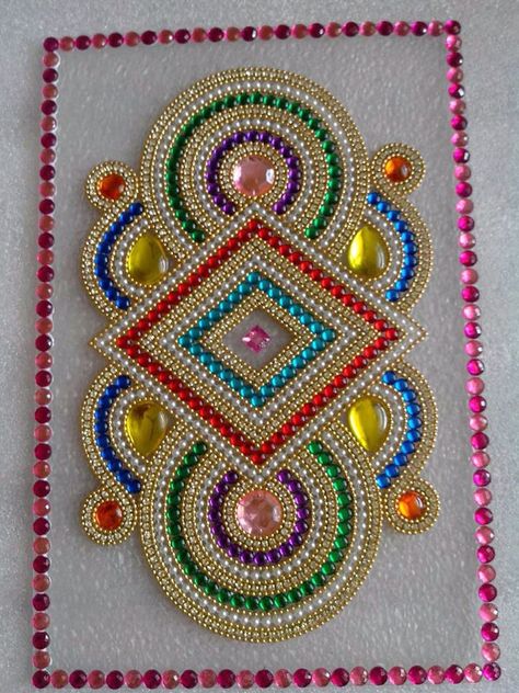 Kundan Rangoli Designs, Stones Decoration, Kundan Rangoli, Acrylic Rangoli, Thali Decoration Ideas, Rangoli Art, Kundan Work, Rangoli Patterns, Diwali Craft