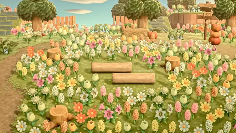 Camp Acnh Ideas, Animal Crossing Flower Field Ideas, Animal Crossing Meadow, Acnh Flower Island, Flower Farm Animal Crossing, Acnh Flower Field Ideas, Acnh Island Inspirations Natural, Acnh Garden Ideas Flowers, Acnh Flower Fields