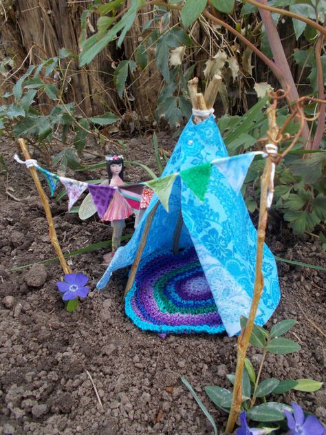 Turquoise and Purple Teepee Fairy Garden Fairy by FairyElements Fairy Garden Design Ideas, Fairytale Garden, Fairy Garden Furniture, Idee Babyshower, Fairy House Diy, Fairy Garden Crafts, Fairy Garden Designs, Fairy Furniture, Top Diy