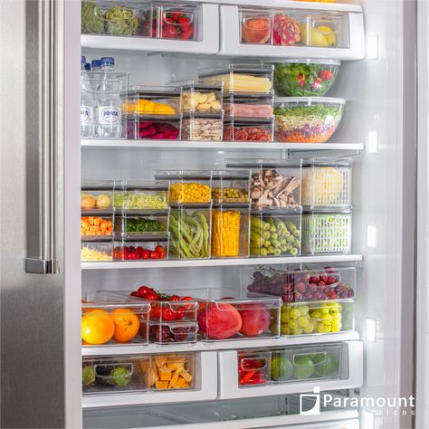 Healthy Fridge Goals, Fridge Goals Healthy Food, Dream Refrigerator, Full Fridge Goals, Fridge Organization Ideas, Chefs Kitchen Design, Pantry Organization Labels, Healthy Fridge, Dorm Fridge