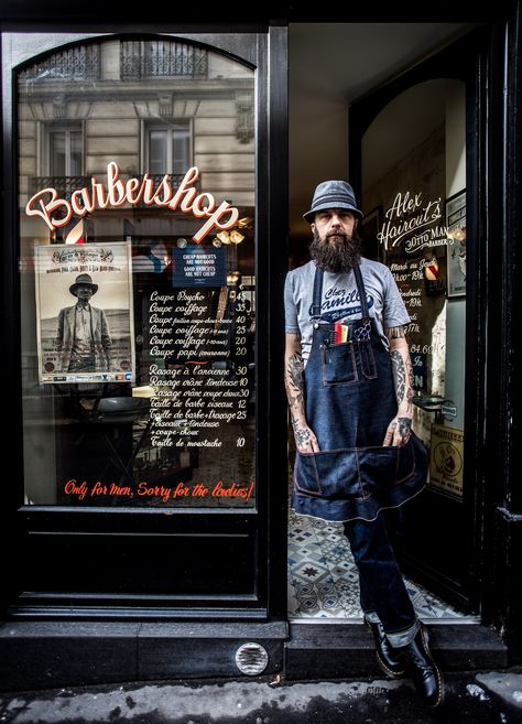 THE ORIGINALS SERIES. Meet true original Fatih, from Paris based barbershop Alex Haircuts. We find out how he puts his unique stamp on the Parisian barber scene. Read more on the blog Barber Shop Pictures, Barber Shop Interior, Barber Logo, Barbershop Design, Barber Shop Decor, Hair Shop, Barber Life, Salon Design, Beard Styles