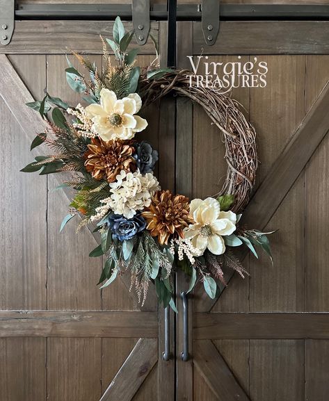 Year Round Wreaths For Front Door, Vine Wreath Ideas, Fall Door Wreaths, Diy Fall Wreath Ideas, Neutral Wreath, Elegant Fall Wreaths, Year Round Wreaths, Rustic Wreaths, Fall Wreath Ideas