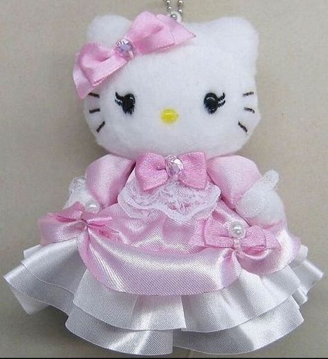 Harajuku Barbie, Chris Briney, Quince Themes, Quinceanera Pink, Quinceanera Themes Dresses, Pink Quince, Hello Kitty Wallpaper Hd, Princess Kitty, Charmmy Kitty