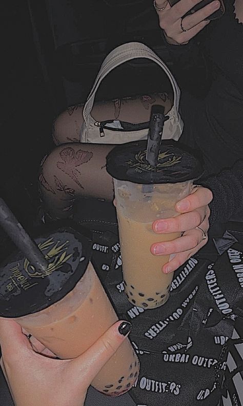 Boba With Friends Aesthetic, Lesbian Date Ideas Aesthetic, Date Astetic, Boba Date Aesthetic, Hannahcore Aesthetic, Aesthetic Date Pictures, Runaway Core, Lesbian Date Ideas, Date Aesthetics