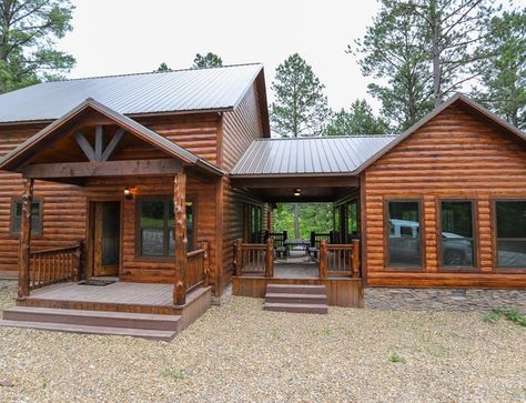 Cabin With Detached Garage, Cabin Additions Ideas, Small Cabin Addition Ideas, Cabin Addition Ideas, Log Cabin Addition Ideas, Cabin With Garage, Log Cabin Remodel, Cabin Addition, Cabin Decks