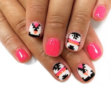 Aztec nails. Pink and orange ready for summer nails. #PreciousPhanNails Aztec Nails Simple, Pink Aztec Nails, Aztec Nail Art Designs, Rodeo Nail Designs, Pink Punchy Nails, Southwest Nails Design, Bright Western Nails, Southwestern Nails, Summer Western Nails