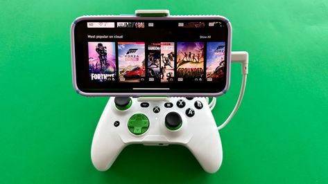 Best Xbox Cloud Gaming Controllers and Accessories in 2023 Technology And Society, Playing Xbox, Xbox Wireless Controller, Cloud Gaming, Game Streaming, Xbox Controller, Online Multiplayer Games, Samsung Device, Game Pass