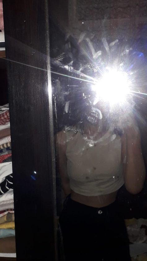 Miror Shots Girl, Miror Shot Rpw Girl, Miror Selfi Girls Dp, Mirror Shot Aesthetic Girl, Mirror Shot Girl, Mirror Selfie Poses Face, Rpw Picture, 1000 Peso Bill Philippines, Dior Wallpaper