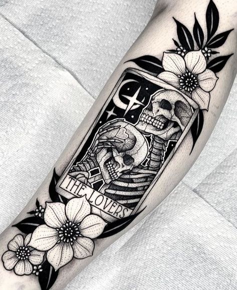 Floral Plant Tattoo, The Lovers Tattoo Design, The Lovers Tattoo, Tarot Tattoo, Tarot Card Tattoo, Skeleton Tattoos, Tattoos For Lovers, Tattoos Geometric, Gothic Tattoo