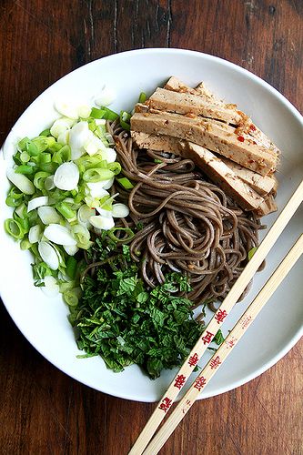 sobasaladwithmarinatedtofu by alexandracooks, via Flickr Soba Recipe, Soba Salad, Soba Noodles Recipe, Food Thoughts, Soba Noodles Salad, Soba Noodle, Peanut Dressing, Marinated Tofu, Soba Noodles