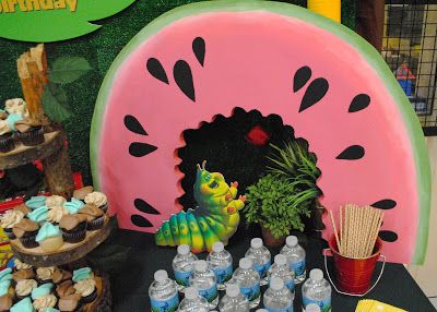 A Bug's Life themed 5th birthday party; kids party inspiration Bugs Life Decorations, Bugs Life Party, Bugs Life Birthday Party, Pixar Birthday, Bug Birthday Cakes, Alligator Birthday Parties, Lucy Birthday, Pixar Party, Alligator Birthday