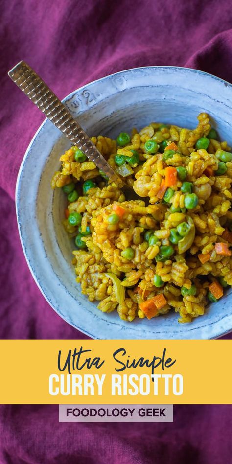 Curry Risotto Recipes, Curry Risotto, Chickpea Risotto, Vegan Risotto Recipes, Risotto Recipes Vegetarian, Easy Vegan Curry, Cheap Vegetarian Meals, Vegetarian Risotto, Easy Risotto