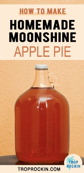 Moonshine Mash Recipe, Apple Moonshine, Flavored Moonshine Recipes, Apple Pie Moonshine Drinks, Apple Pie Drink, Apple Pie Moonshine Recipe, Homemade Moonshine, Moonshine Recipe, Apple Pie Moonshine