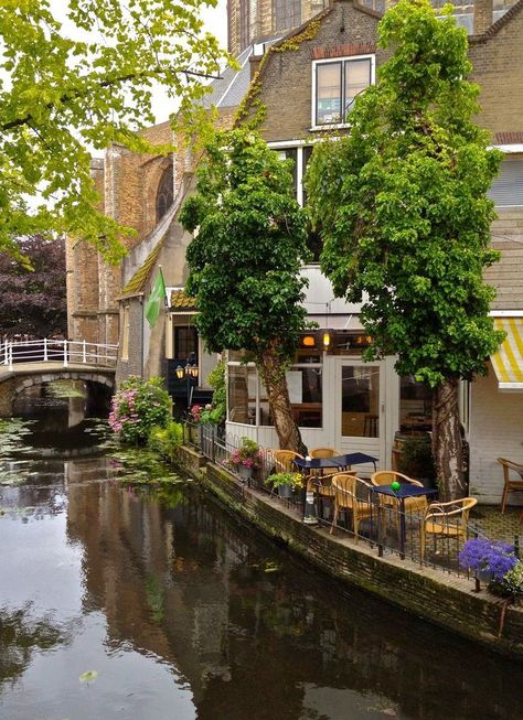 10 most beautiful towns in Netherlands - Living + Nomads – Travel tips, Guides, News & Information! Delft Netherlands, Holland Netherlands, Netherlands Travel, Voyage Europe, Pretty Places, Places Around The World, Delft, Small Town, Travel Around The World