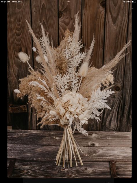 Dried Neutral Flowers, Dried Boho Wedding Bouquet, Boho Chic Bridal Bouquet, Dry Floral Bouquet, Pompadour Grass Wedding Bouquet, Dry Flowers For Wedding, Boho Wedding Flowers Bouquet Fall, Wedding Bouquets With Wheat, Diy Pampas Bridal Bouquet