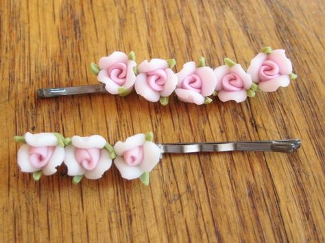 Hair Pins Diy, Pins Diy, Hair Accessories Diy, Clay Hair, Diy Rose, Bead Hair Accessories, Diy Roses, Pasta Francesa, Metal Hair Clips