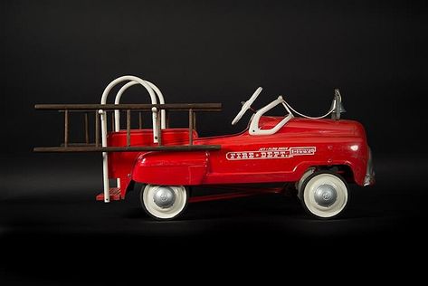 Catalog - A PRIVATE COLLECTION OF VINTAGE PEDAL CARS Tin Lizzie, Vintage Pedal Cars, Locomotive Engine, Mail Truck, Fire Chief, Chain Drive, Pedal Cars, John Deere Tractors, Car Mount