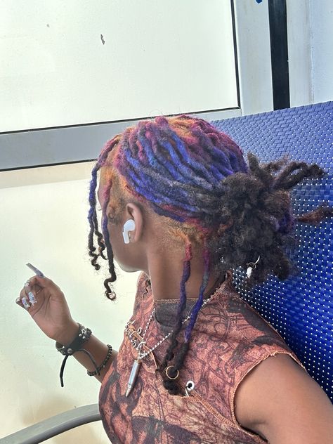 Locs Dye Ideas, Multicolored Locs, Loc Dye Ideas, Colorful Locs, Loc Colors, Colored Locs, Big Box Braids Hairstyles, Short Locs Hairstyles, Dreadlock Styles