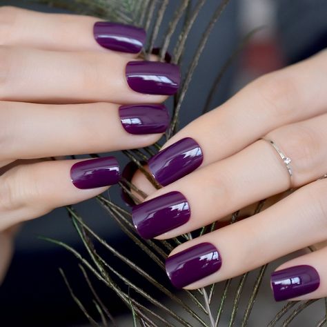 Fake Nail Tips, Shellac Nail Art, Remove Acrylic Nails, Purple Acrylic Nails, Squoval Nails, Purple Nail Designs, Purple Acrylic, Dark Violet, Purple Nail