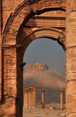 // Syria, Palmyra, close to Iranian border Palmyra Syria, Architecture Antique, Magic Places, Bhutan, Ancient Architecture, Mesopotamia, Ancient Ruins, Mongolia, Ancient Cities