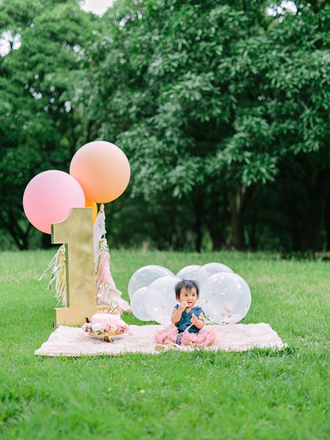 Outdoor Garden Baby Shoot | Philippines Mommy Family Blog Birthday Photoshoot In Garden, Garden Baby Photoshoot, Photoshoot Ideas 1st Birthday, Baby Shoot Outdoor, Outdoor Baby Birthday, Outdoor Birthday Decorations, Baby Birthday Photoshoot, 1st Birthday Pictures, 1st Birthday Photoshoot