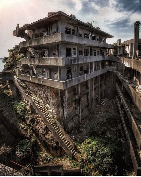 Beautiful Abandoned Places on Instagram: “Hashima Island, Japan was abandoned when coal mining was turned down, leaving behind buildings that were made of concrete to protect…” Hashima Island, Abandoned Industrial, Abandoned Cities, Japan Photography, Location Inspiration, Abandoned House, Abandoned Mansions, Scary Places, Japan Photo