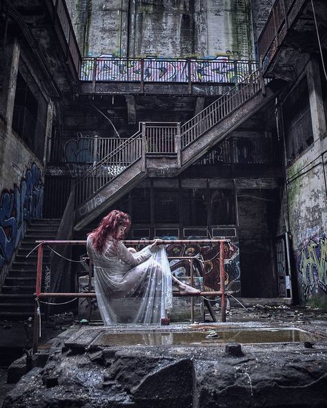 Building Portrait, Haunted Photos, Urban Exploration Photography, Light Shoot, Glitter Photography, Vision Photography, Foto Shoot, Creative Portrait Photography, Industrial Photography