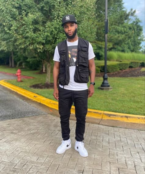 #mensfashion #mensclothes #blackmen #streetwear #mensclothing #sneakerhead Black Cargo Vest Outfit Men, Outfit With Vest Men, Streetwear Vest Outfit, Utility Vest Outfit Streetwear, Black Men Outfit Ideas, Vest Outfits Men Streetwear, Men Vest Outfits, Vest Outfits Men, Looks Hip Hop