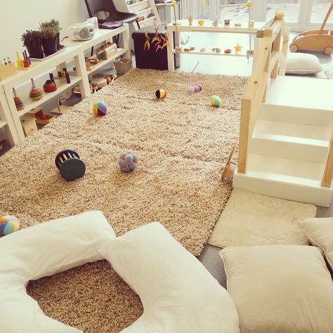 Matilda Nursery, Creche Ideas, Infant Room Ideas, Montessori Works, Infant Room Daycare, Infant Toddler Classroom, Daycare Setup, Montessori Infant Room, Infant Daycare