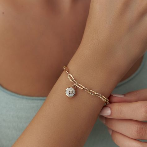 Introducing our exquisite 14K Gold Paperclip Chain Bracelet, featuring a captivating Polaris Charm embellished with alluring Blue Enamel. This Gold North Star Compass Charm Bracelet is not just jewelry; it's a symbol of guidance and a unique gift idea for Christmas. North Star Bracelet, Christmas Key, Symbolic Jewelry, Custom Pendants, Star Bracelet, Unique Christmas Gifts, North Star, Unique Christmas, White Enamel