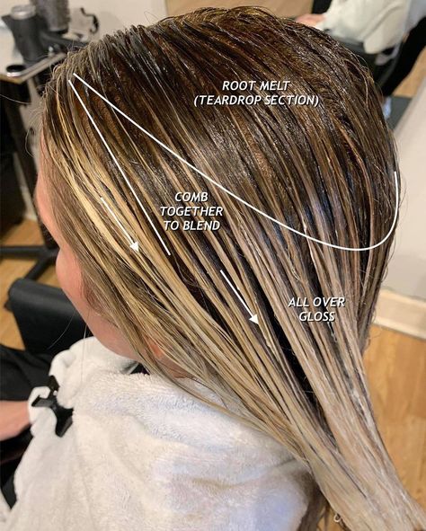 Colour Melt Hair Blonde, Hair Foils Highlights, Shadow Root Melt, Clip In Highlights, Balayage Hair Videos, Shadow Roots Hair, Blonde Specialist, Color Formulations, Hair Dye Techniques