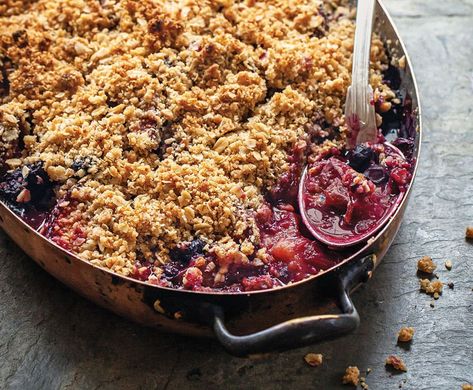 Berry Cobbler Recipes, Berry Crisp, Berry Crumble, Berry Cobbler, Berry Breakfast, In Denial, Kitchen Appliance Packages, Hamburger Recipes, Never Mind