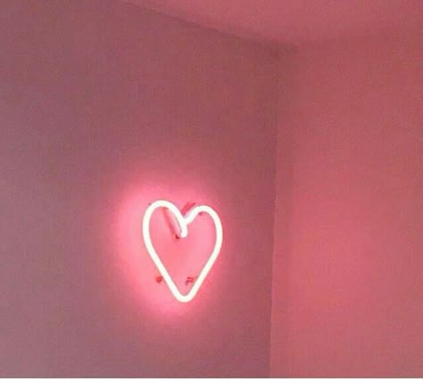 Baker Miller Pink Aesthetic, Widgets Pink, Heart Neon Sign, Wallpers Pink, Heart Neon, Lovecore Aesthetic, Decoration Lights, Soft Pink Theme, Baby Pink Aesthetic