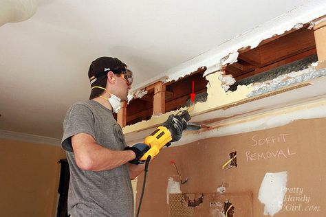 How to Remove a Soffit - Kitchen Renovation Update Bulkhead Kitchen, Kitchen Niche, Kitchen Soffit, Small Kitchen Cabinets, Galley Kitchen Remodel, Above Kitchen Cabinets, Fancy Kitchens, Diy Renovation, Diy Cabinets