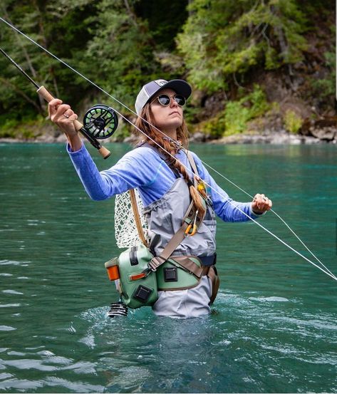 Fly Fishing Girls, Montana Fishing, Fishing Waders, Fly Fishing Tips, Fishing Pictures, Fishing Women, Fishing Girls, Fly Girl, Fish Camp