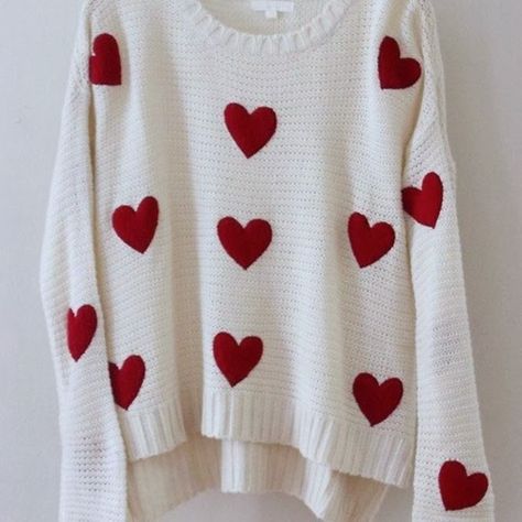 Mode Abaya, Heart Sweater, Wool Shirt, Cute Sweaters, About Fashion, White Sweaters, Sweater Weather, Teen Fashion, Look Fashion