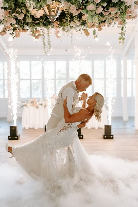 The first dance "dip," a picture perfect capture as you do your fist dance!
Photography 📸 Veri Photography First Dance On Cloud, Dancing On A Cloud Wedding, First Dance Picture, Did It First Dance, Wedding Fireworks First Dance, Dry Ice, Machine Photo, First Dance, Fireworks