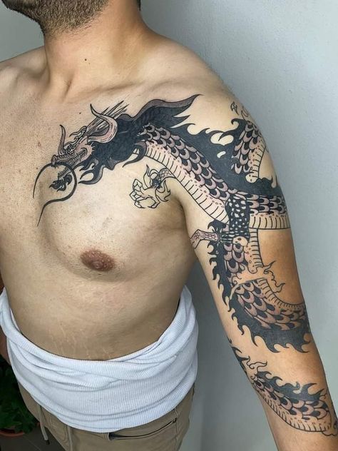 Asian Tattoo Sleeve, Dragon Tattoo Chest, Kaido One Piece, Red Dragon Tattoo, Dragon Tattoos For Men, Dragon Sleeve, Dragon Tattoo Art, Manga Tattoo, Frog Tattoos