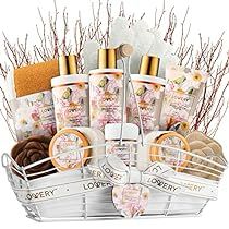 Spa Gift Baskets, Bath And Body Gift Set, Aromatherapy Gift Set, Coconut Bath, Gift Baskets For Women, Coconut Caramel, Spa Gift Basket, Birthday Gift Baskets, Aromatherapy Gifts